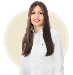 אביגיל דהאן מנהלת מחלקת שיווק ומכירה בפירמת עורכי הדין חיים פרנק